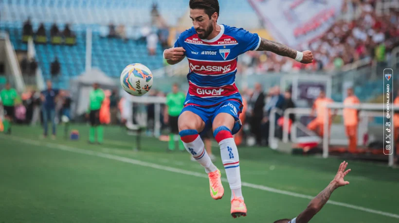 Foto: Crédito: Mateus Lotif / Fortaleza EC  / Lucero, atacante do Fortaleza, durante semifinal contra o Ferroviário    