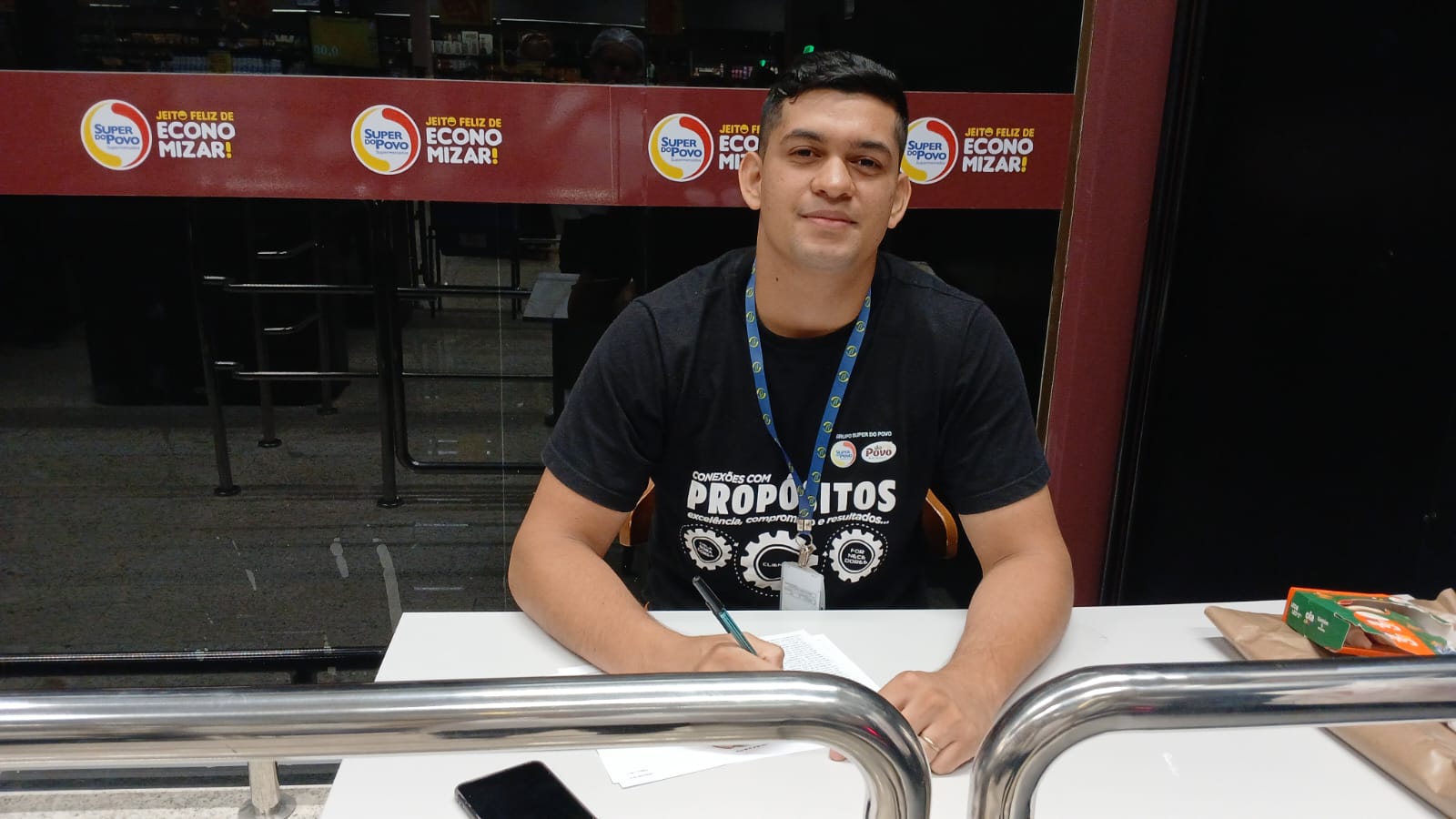 Foto: Francisca Brandão (Pedro em mais um domingo de trabalho)