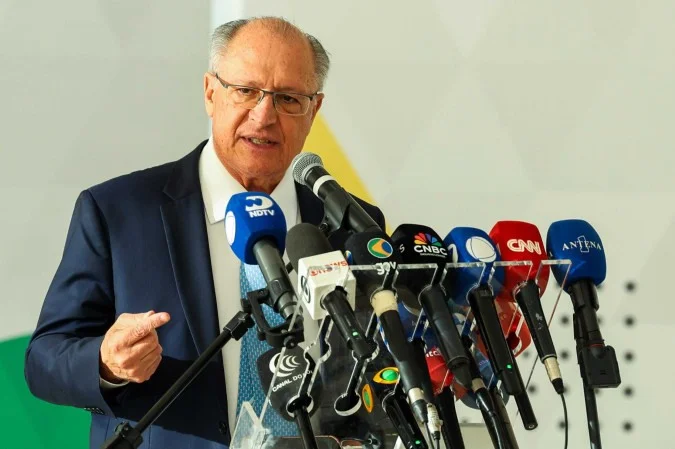 Foto: Foto: Valter Campanato/Agência Brasi (Vice-presidente e ministro do comércio, Alckmin coordenará o comitê interministerial que vai discutir soluções para o tarifaço) 